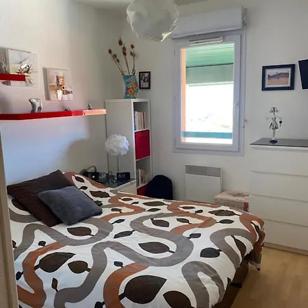 Cosy T2 With Terrace And Mountain View - *