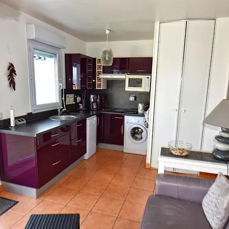 Cosy T2 With Terrace And Mountain View - Apartment Hendaye